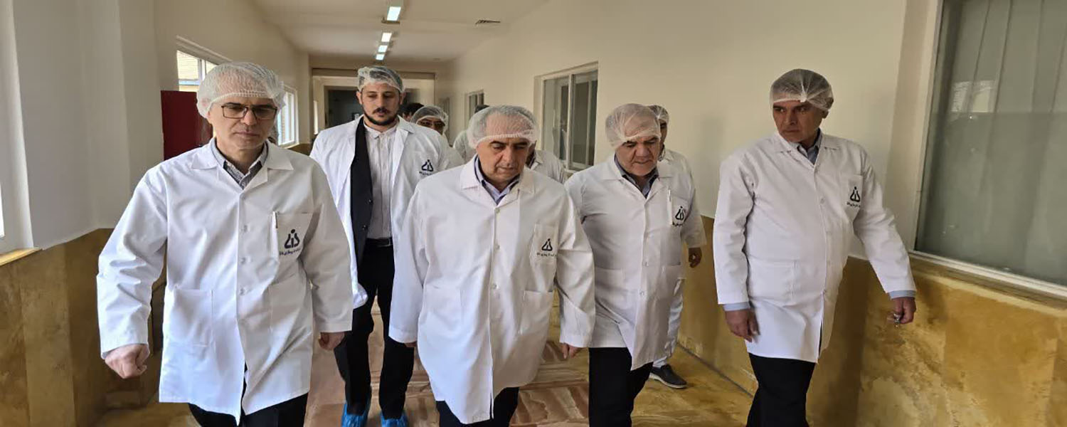 گزارش تصویری بازدید استاندار محترم آذربایجان شرقی جناب آقای دکتر سرمست از شرکت داروسازی دانا