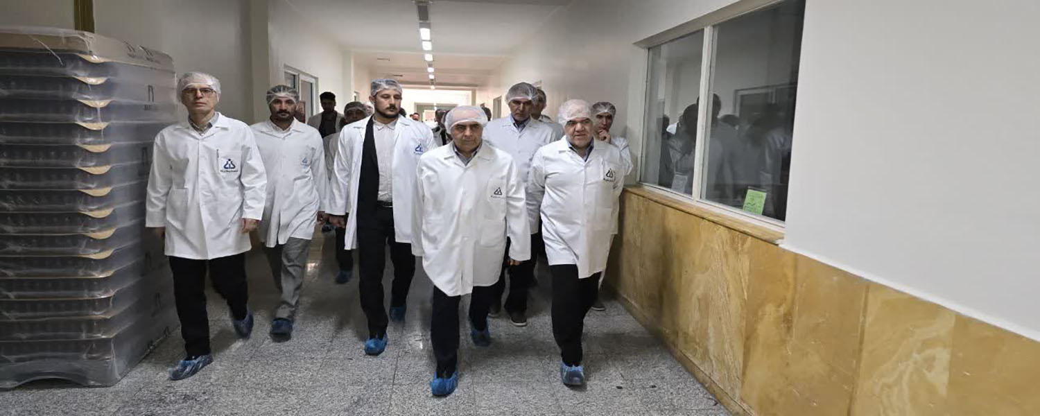 گزارش تصویری بازدید استاندار محترم آذربایجان شرقی جناب آقای دکتر سرمست از شرکت داروسازی دانا